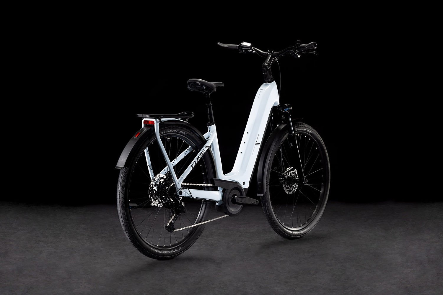 Cube Kathmandu Hybrid ONE 600 Easy Entry polarwhite´n´black – Bild 2